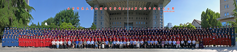 2024届全体合影.jpg